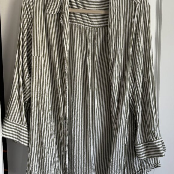 Elisa White Green Stripe Shirt - Picture 2 of 2